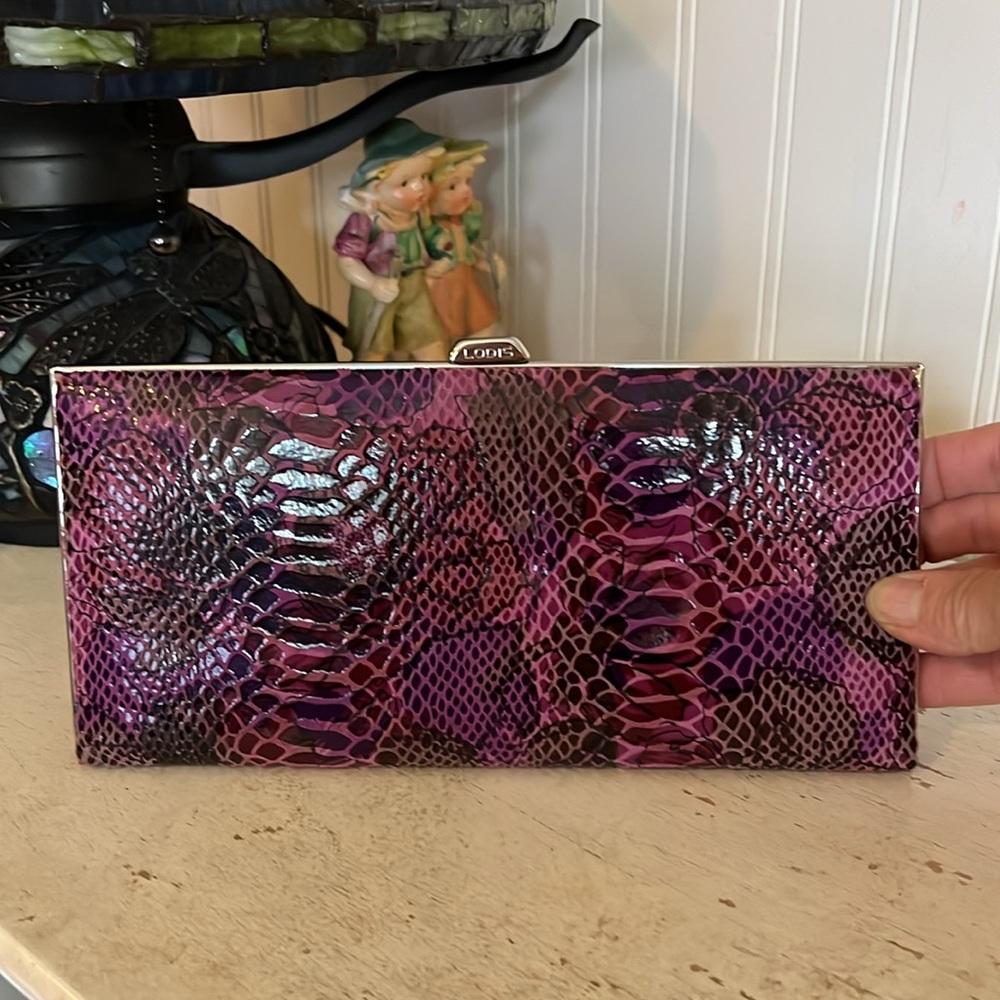 NWT LODIS snake embossed leather fully framed clutch wallet